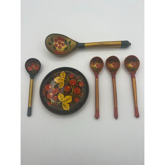 Russian Khokhlma‎ Folk Art Collection Handmade Wooden Spoons And Plate Floral - Picture 1 of 8